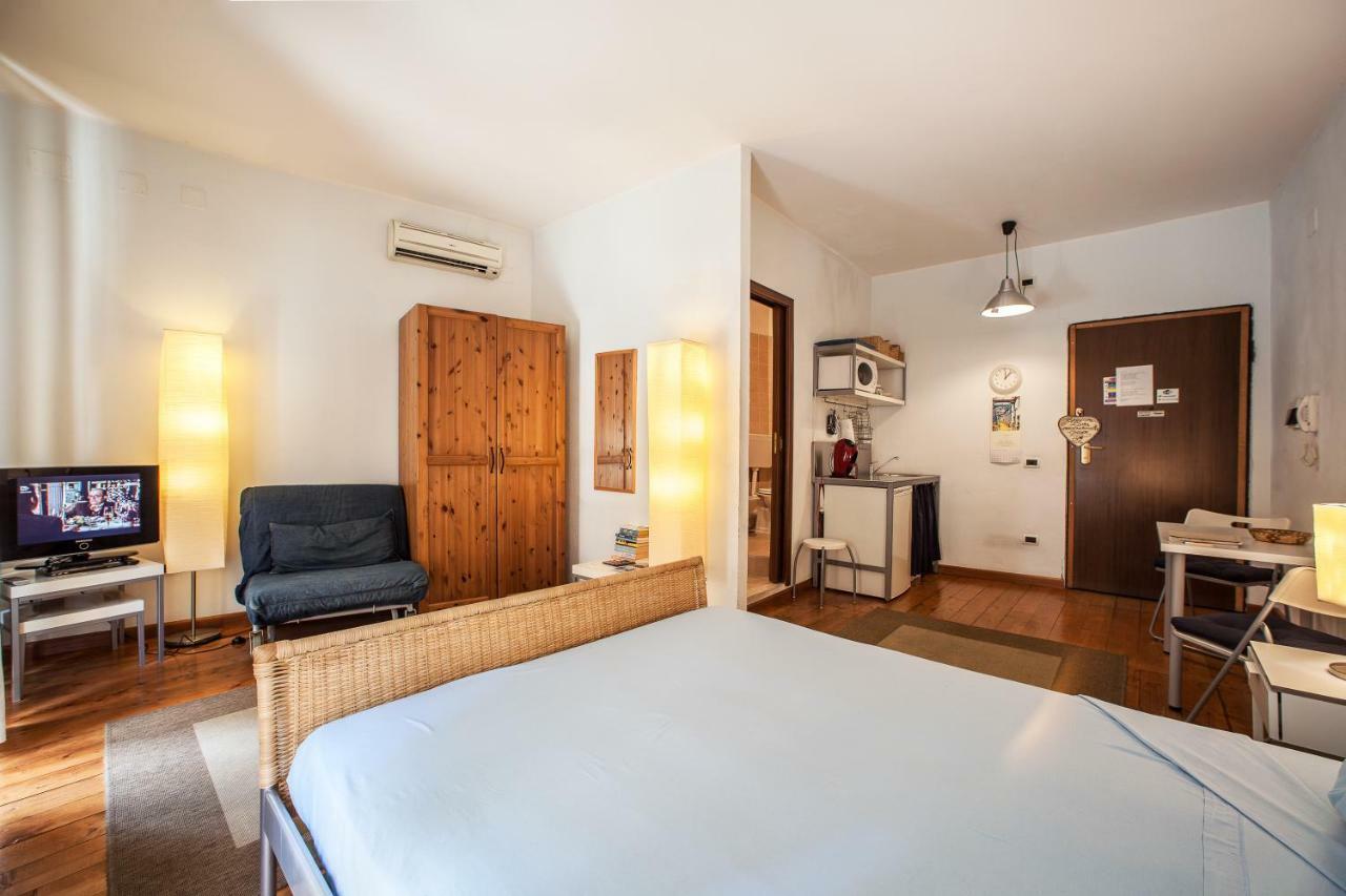 Studio Apartments Centro Storico Via Manno Cagliari Exterior photo